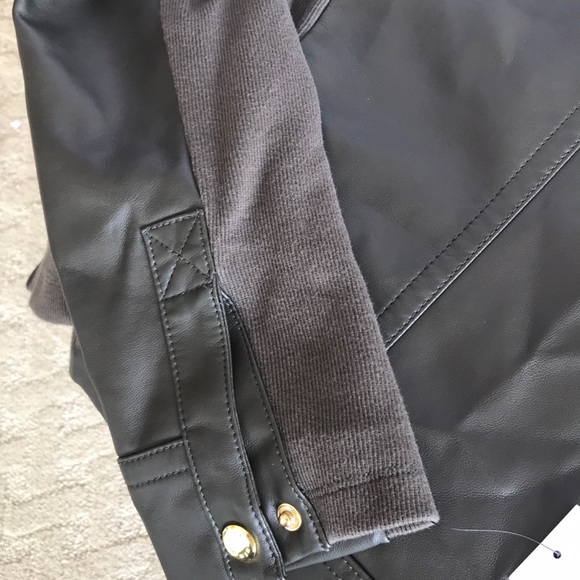 Jacket - Picture 5 of 7